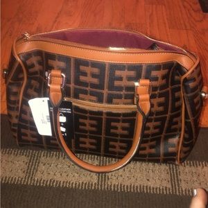 Brown purse with wristlet